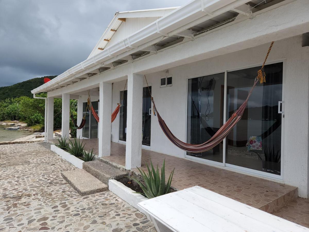 Posada Old Town Bay Providencia  Esterno foto